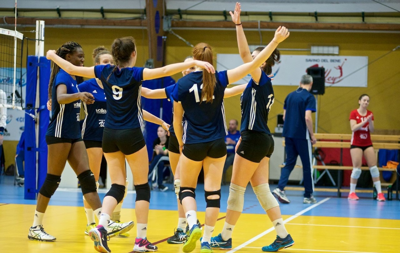 Il Volleyrò mette le ali!